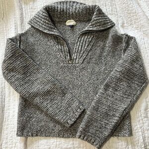Universal threads sweater